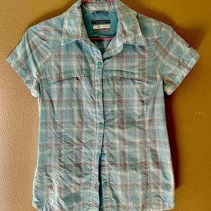 Columbia Omni Shade button down shirt